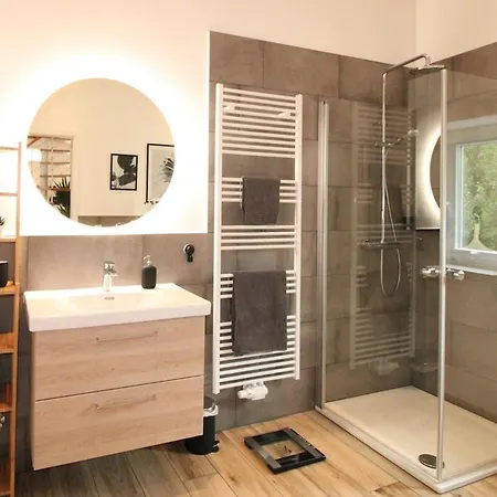 Апартаменты Stilvoll Eingerichtete Landhauswohnung